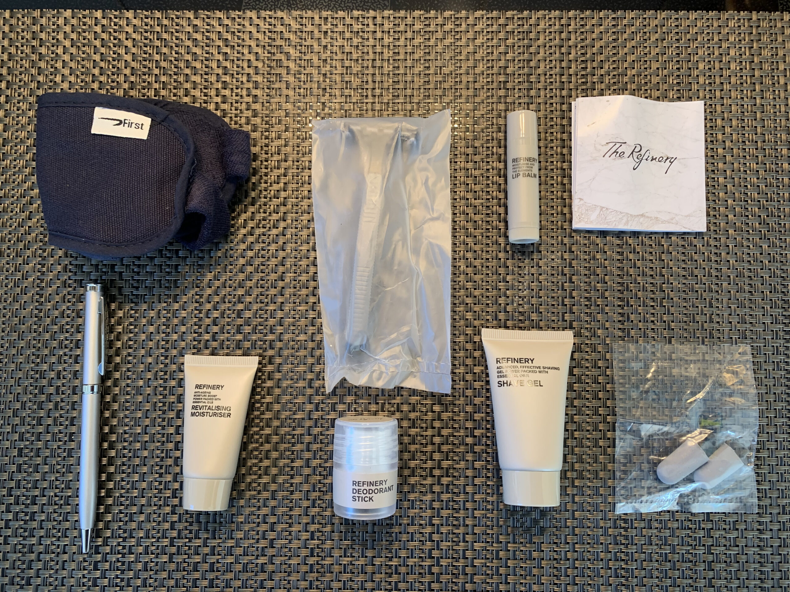 Das Kit geöffnet — Inhalt auf einen Blick