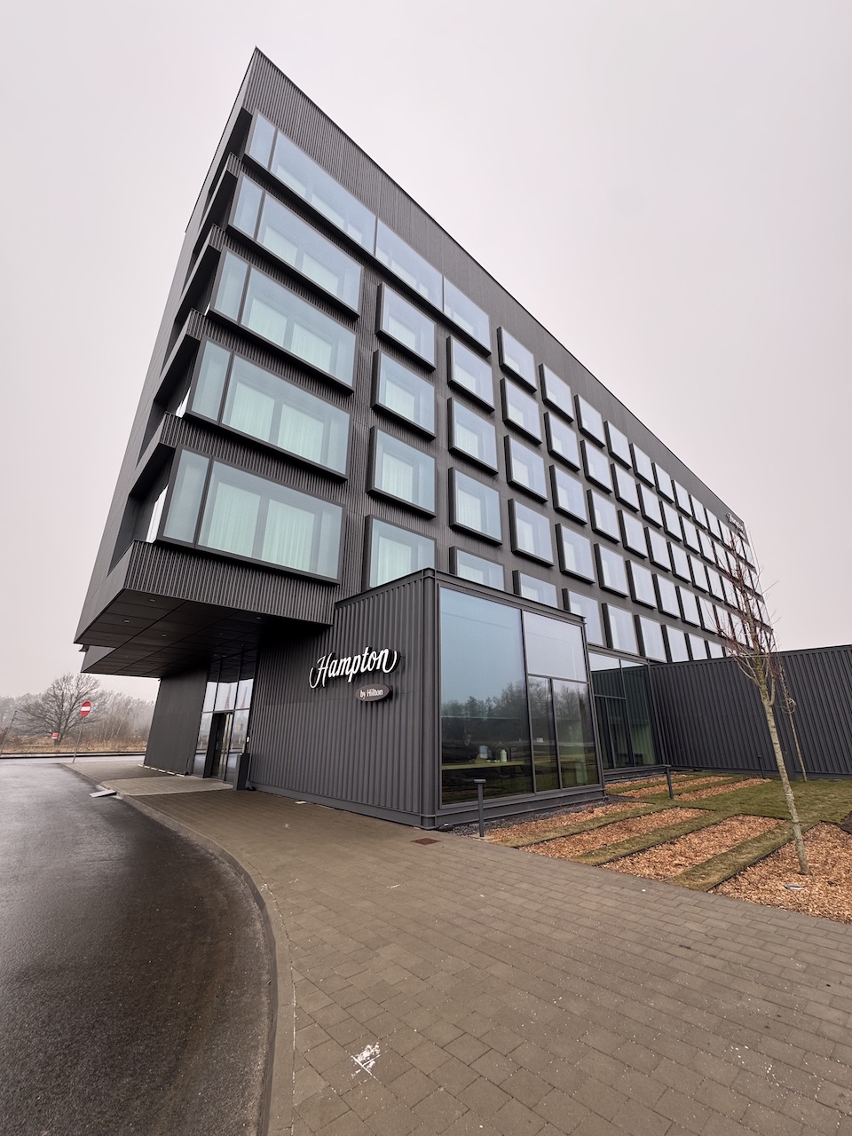 Hampton by Hilton Breslau Airport (WRO)