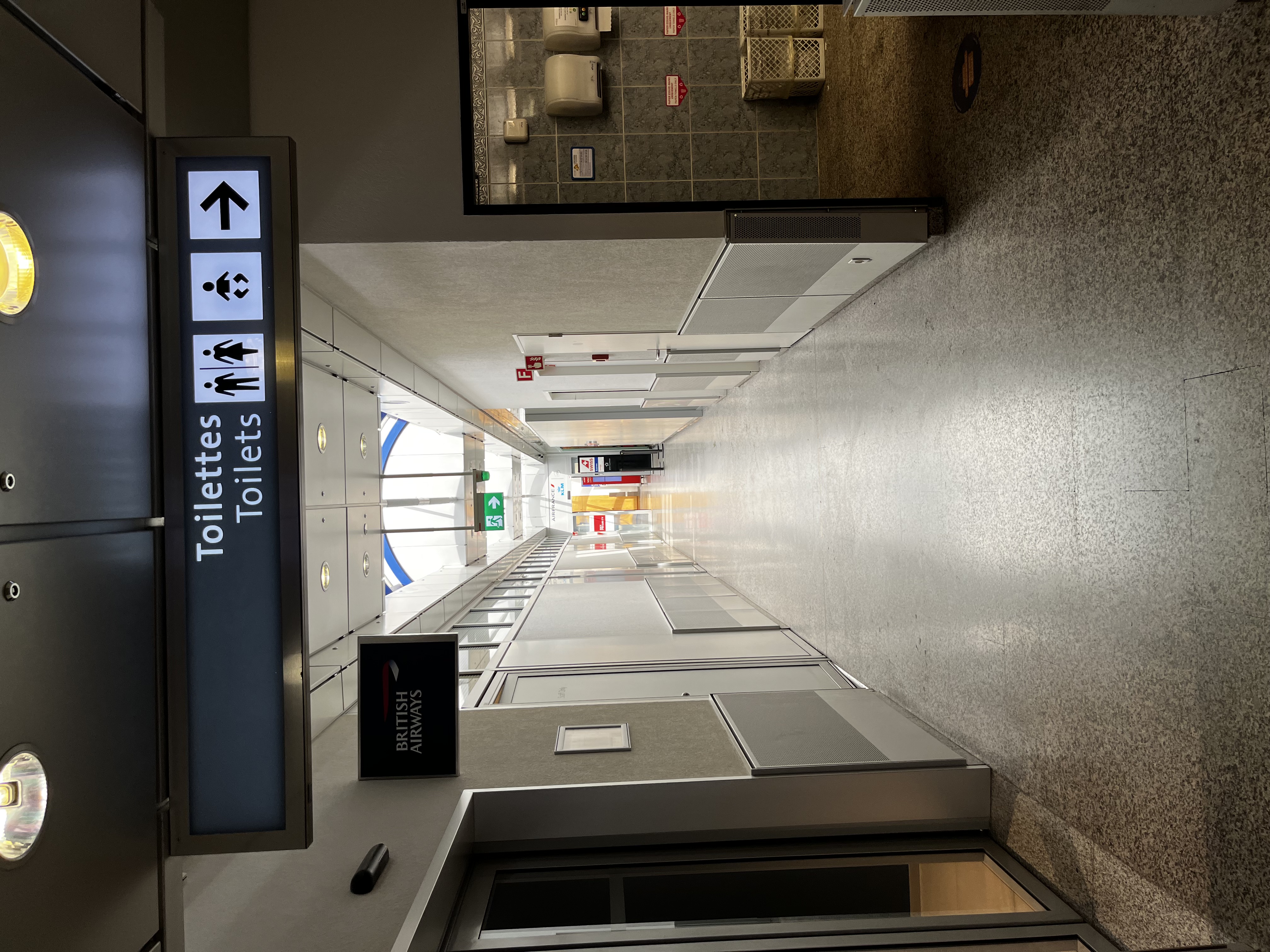 New Review Air France — KLM Lounge Geneve Airport (GVA)