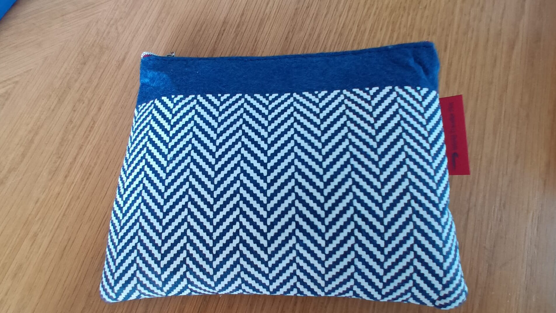 New Review Amenity Kit — British Airways Premium Eco