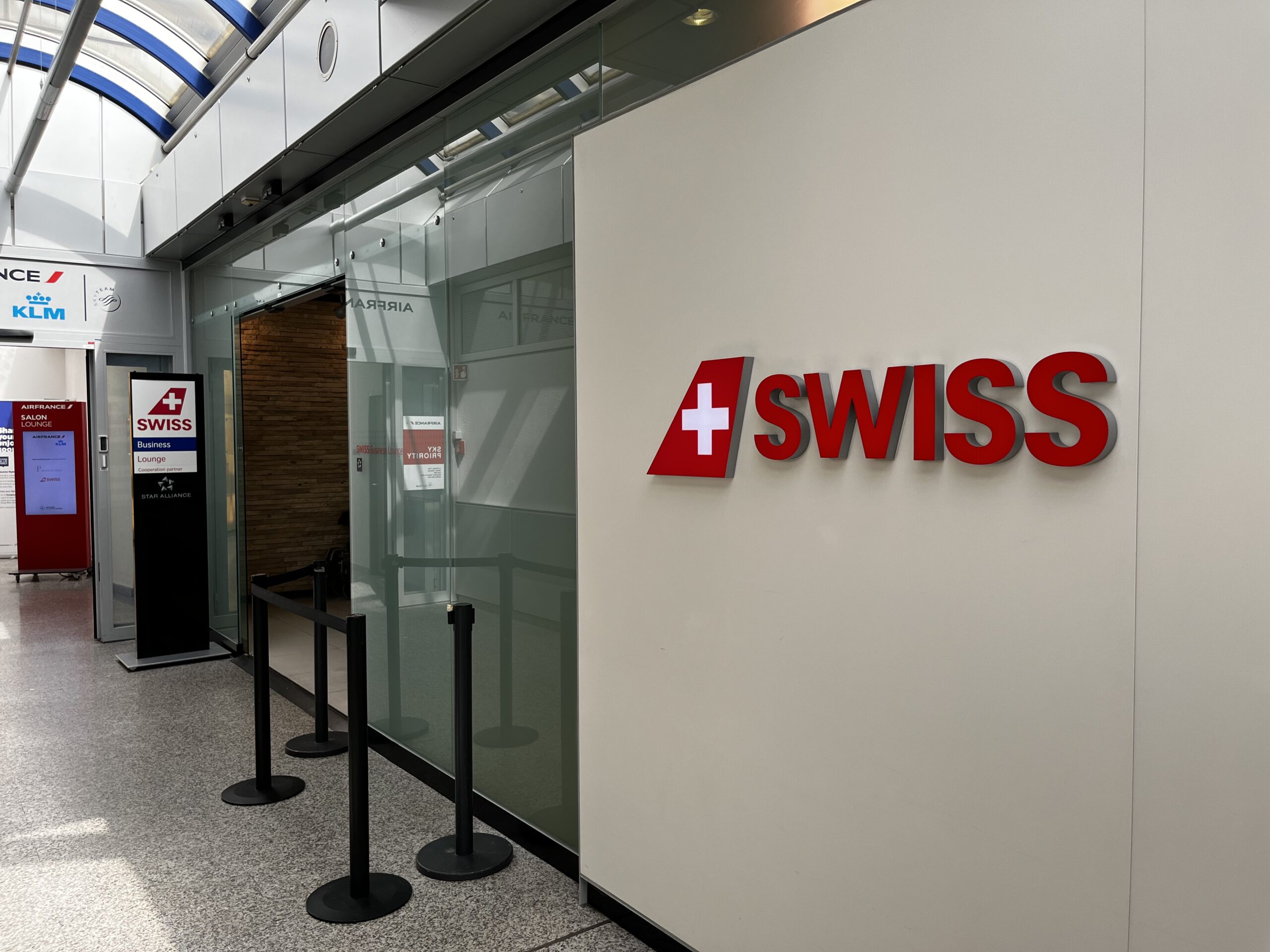 New Review Temporäre Swiss HON Circle / First Class Lounge Flughafen Genf (GVA)