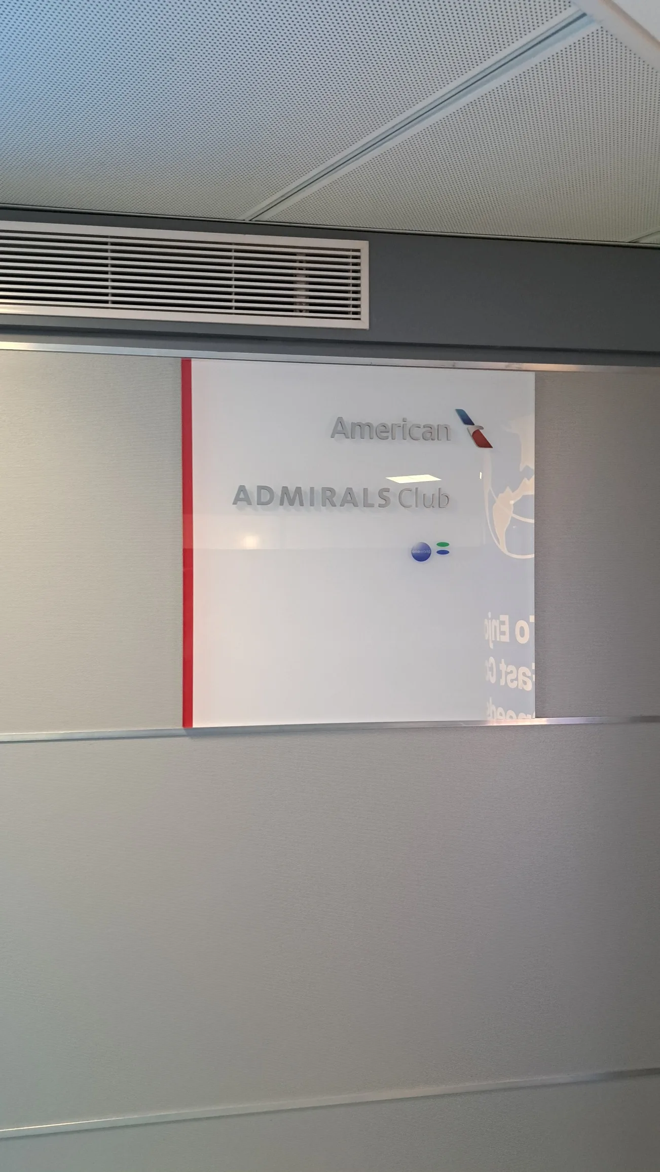 American Admirals Club Schild an Wand