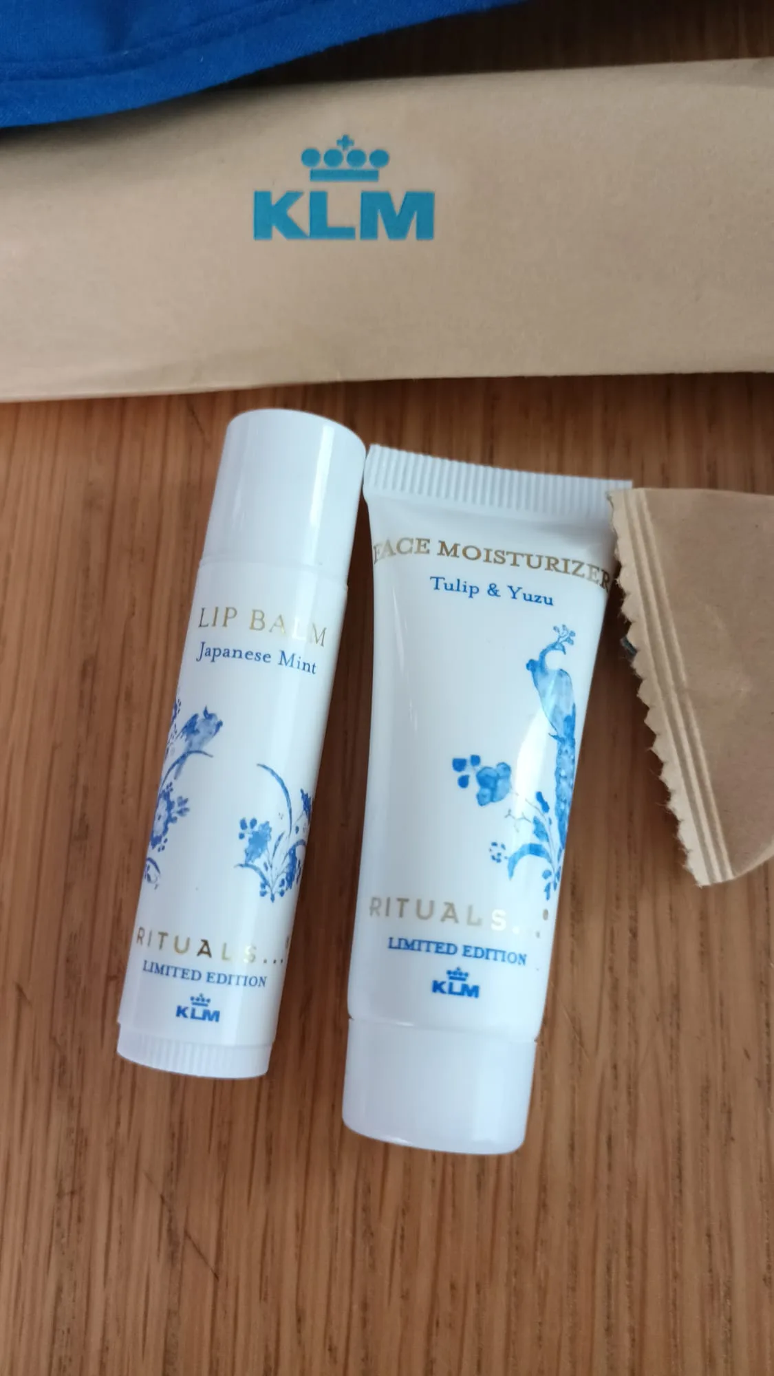 Lippenbalsam und Gesichtscreme von Rituals