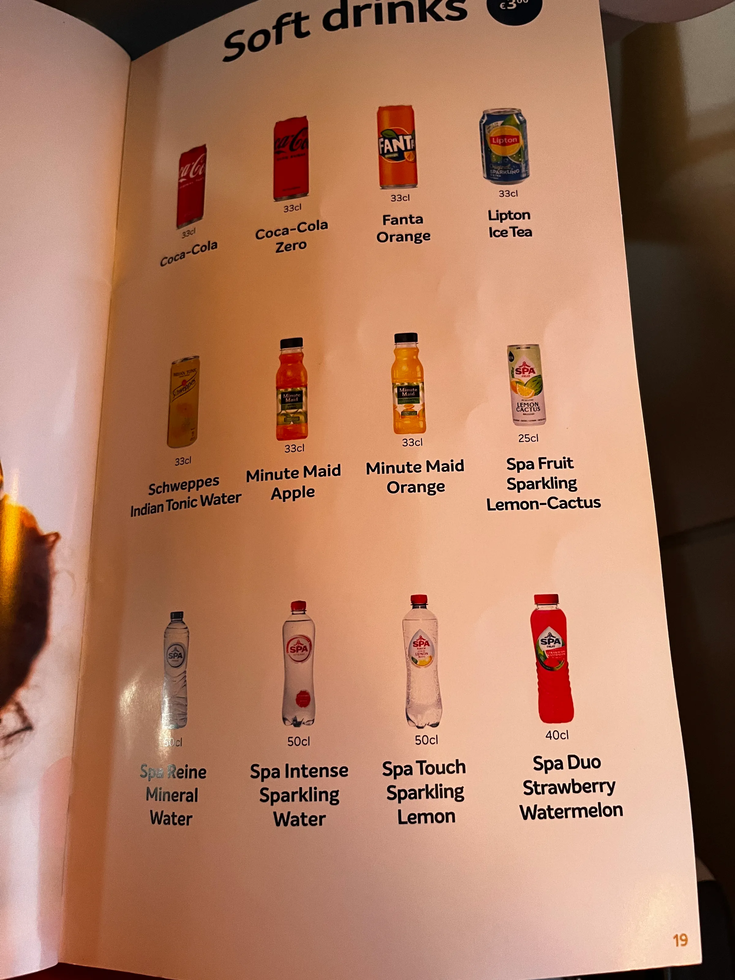 Getränkeangebot — Wasser, Säfte und Limonade