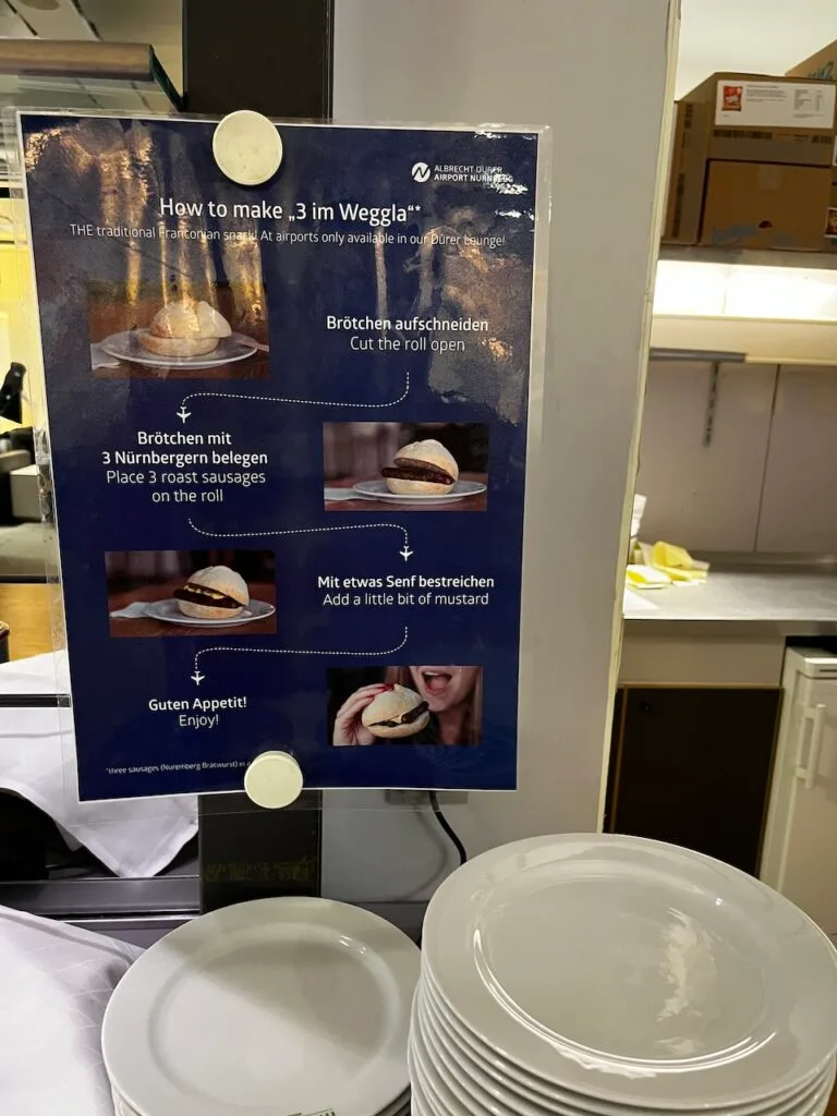 Anleitung zum '3 im Weggla' in der Dürer Lounge am Flughafen Nürnberg
