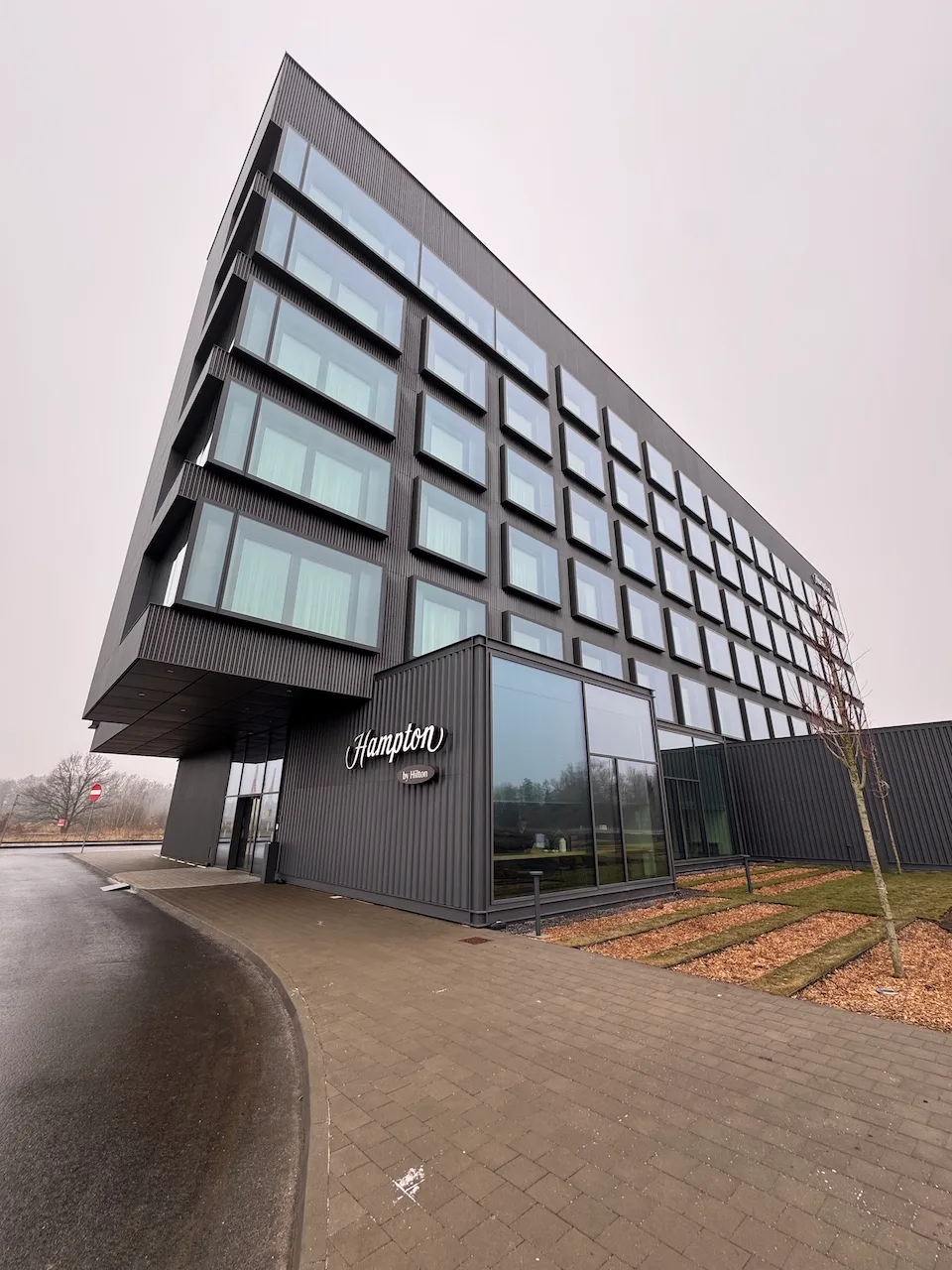 Hampton by Hilton Breslau Airport (WRO)