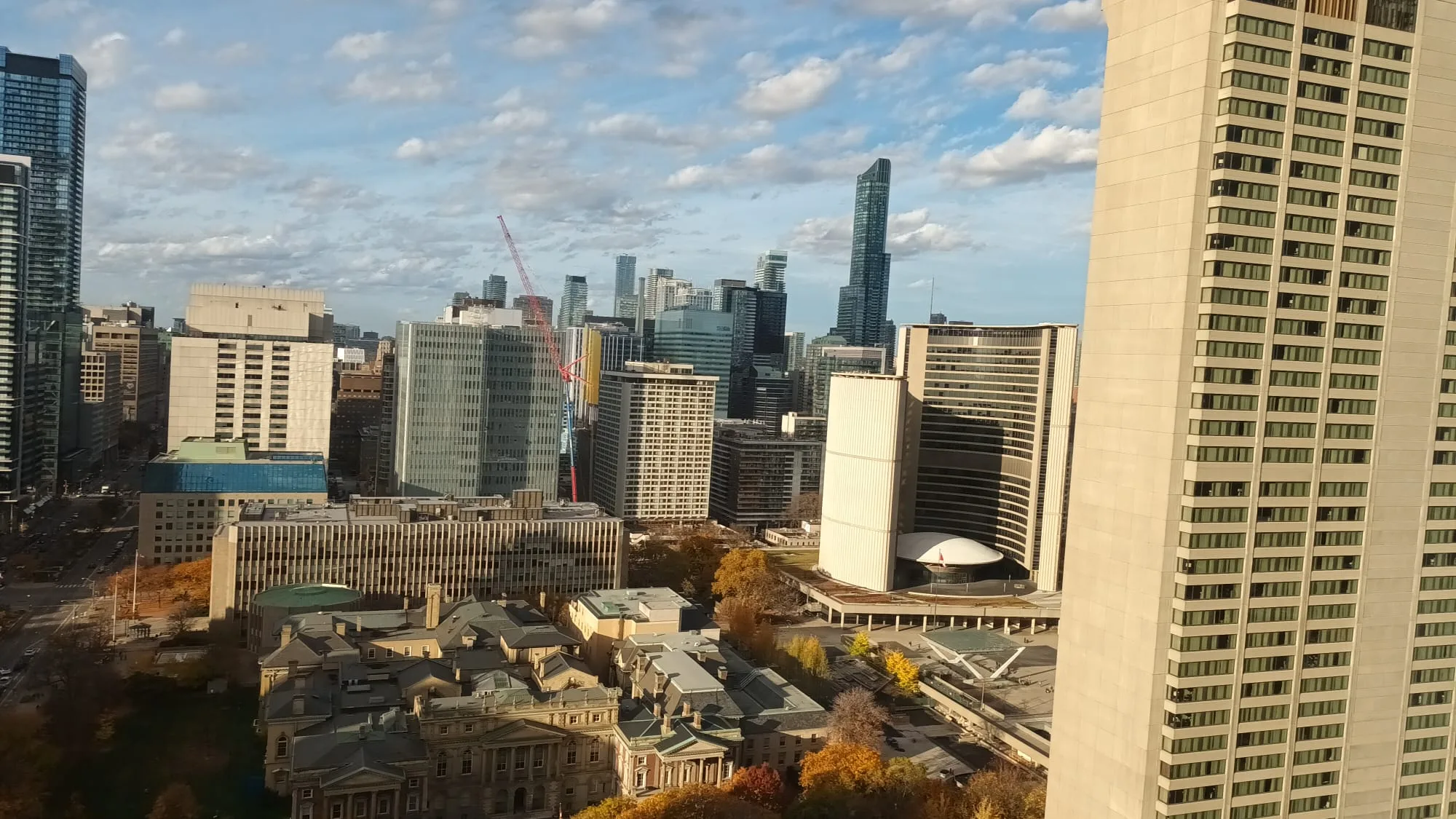 Hilton - Hilton Toronto (King Sky View Room)