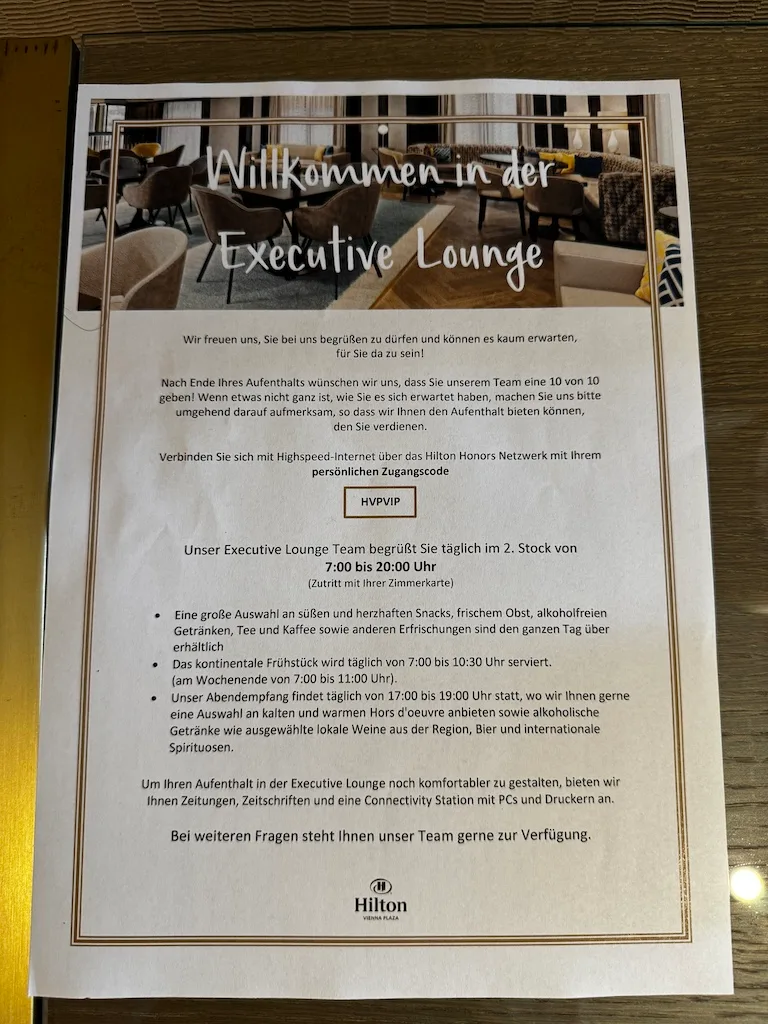 Willkommensplakat für die Executive Lounge im Hilton Vienna Plaza