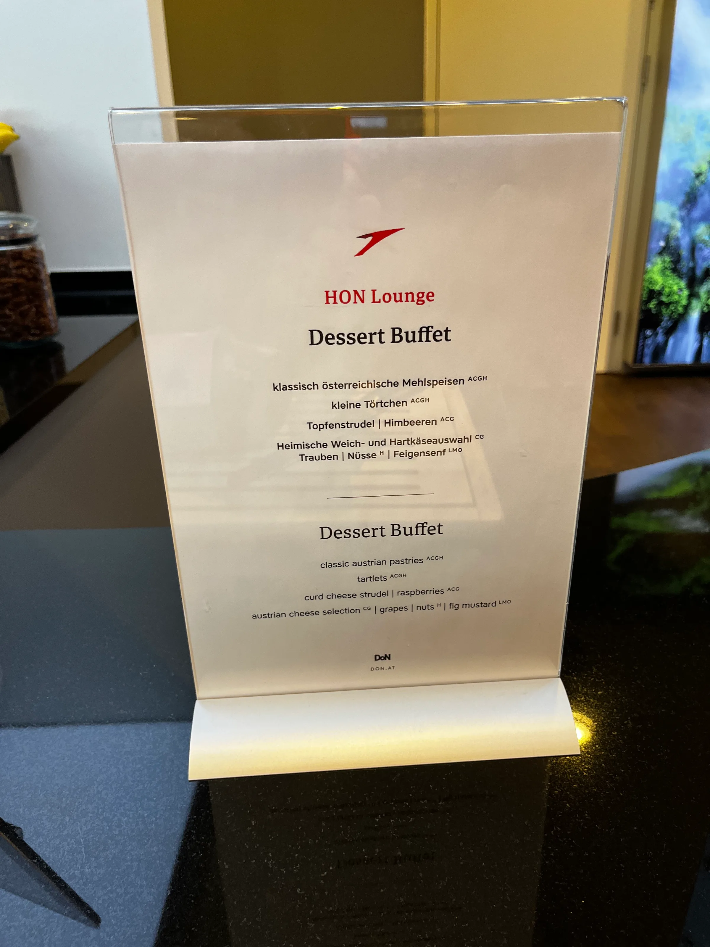 Menü für Dessertbuffet im HON Lounge mit österreichischen Klassikern