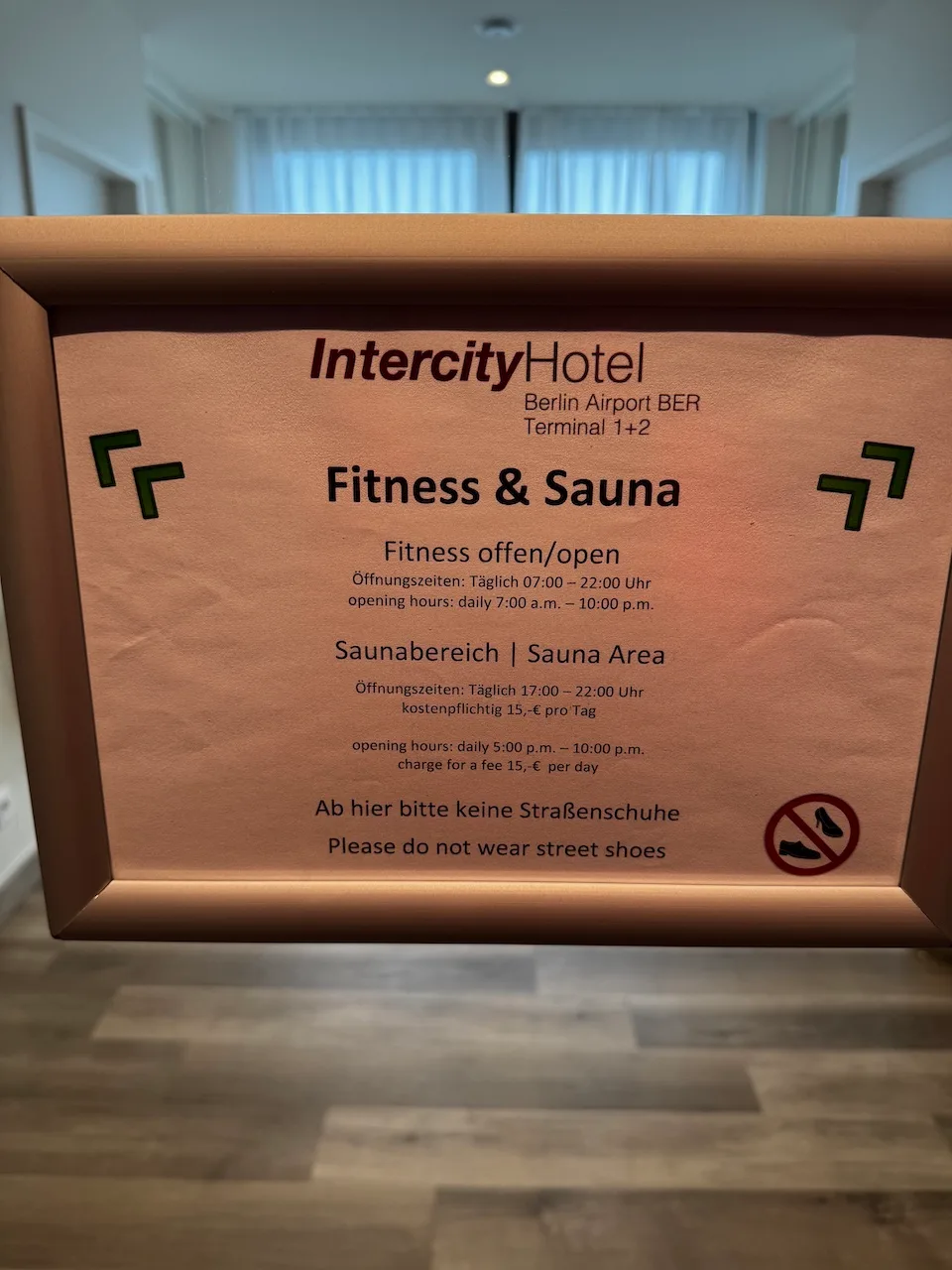 Fitness- und Saunabereich des IntercityHotels am Flughafen BER