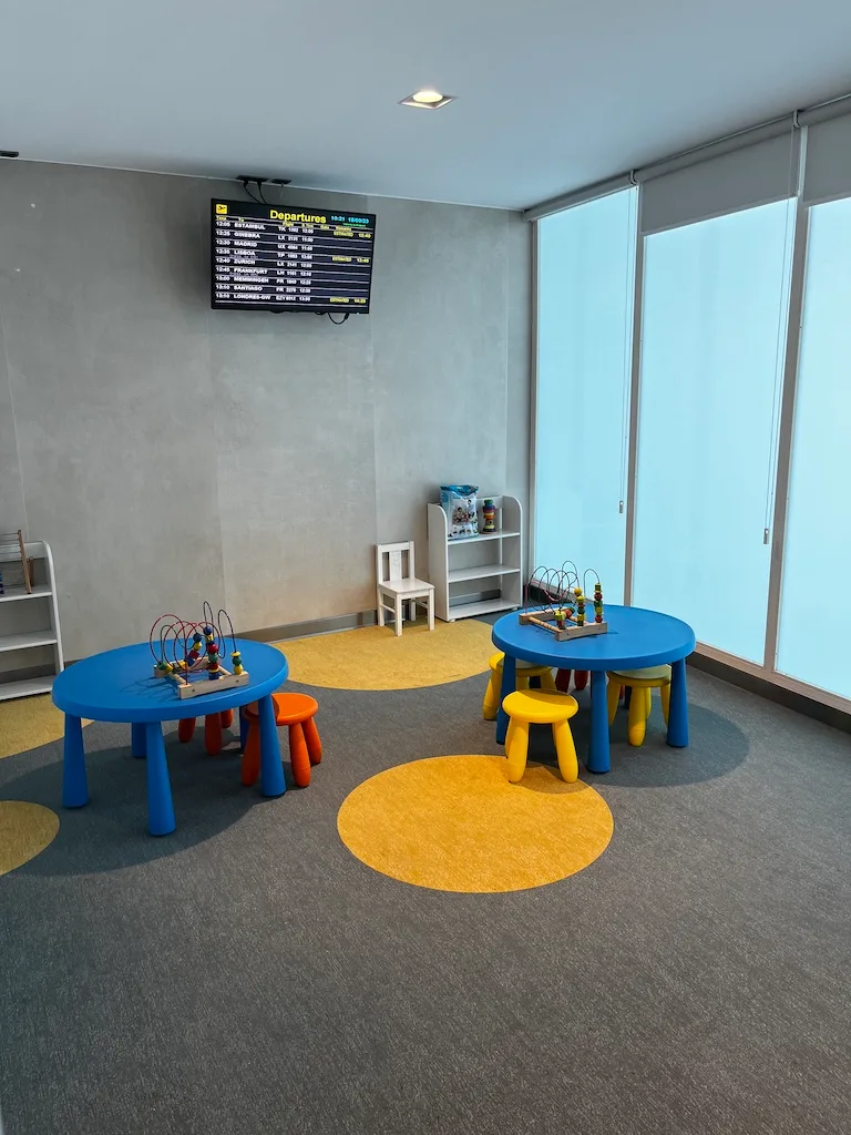 Lounge AENA Sala VIP Joan Olivert - Valencia (VLC)