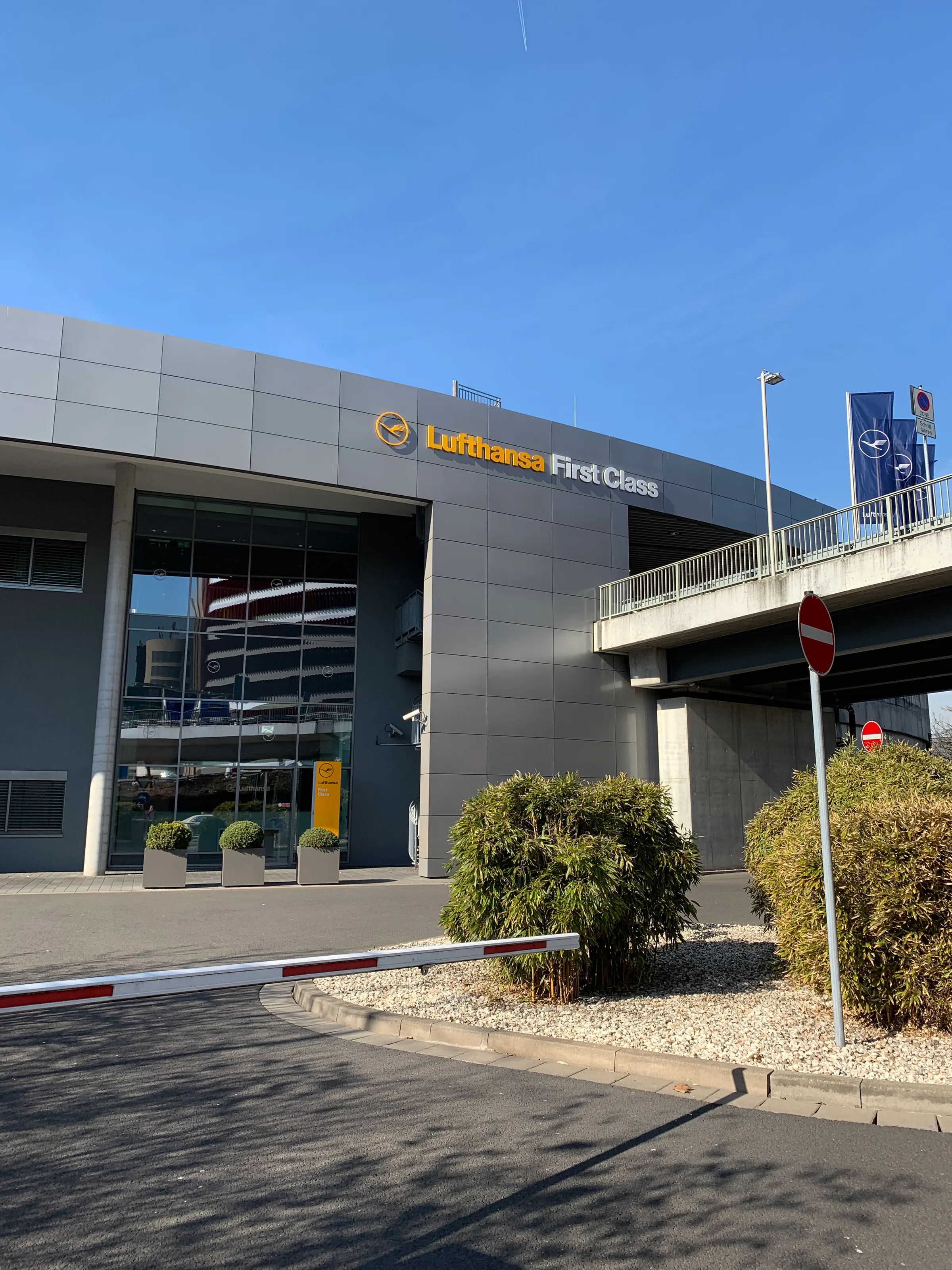 Lufthansa First Class Terminal am Flughafen Frankfurt