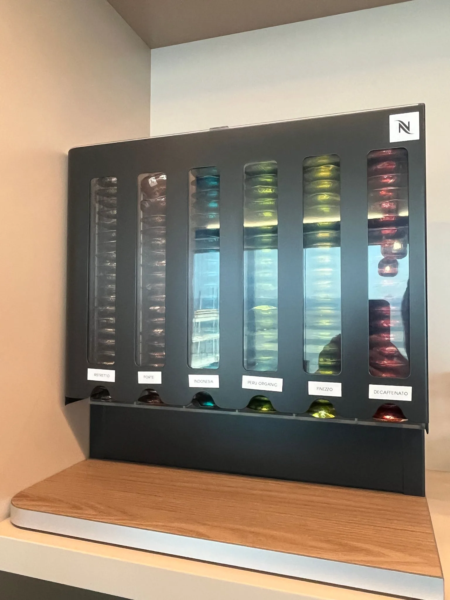 Farbige Kapseln für Nespresso-Kaffeemaschine