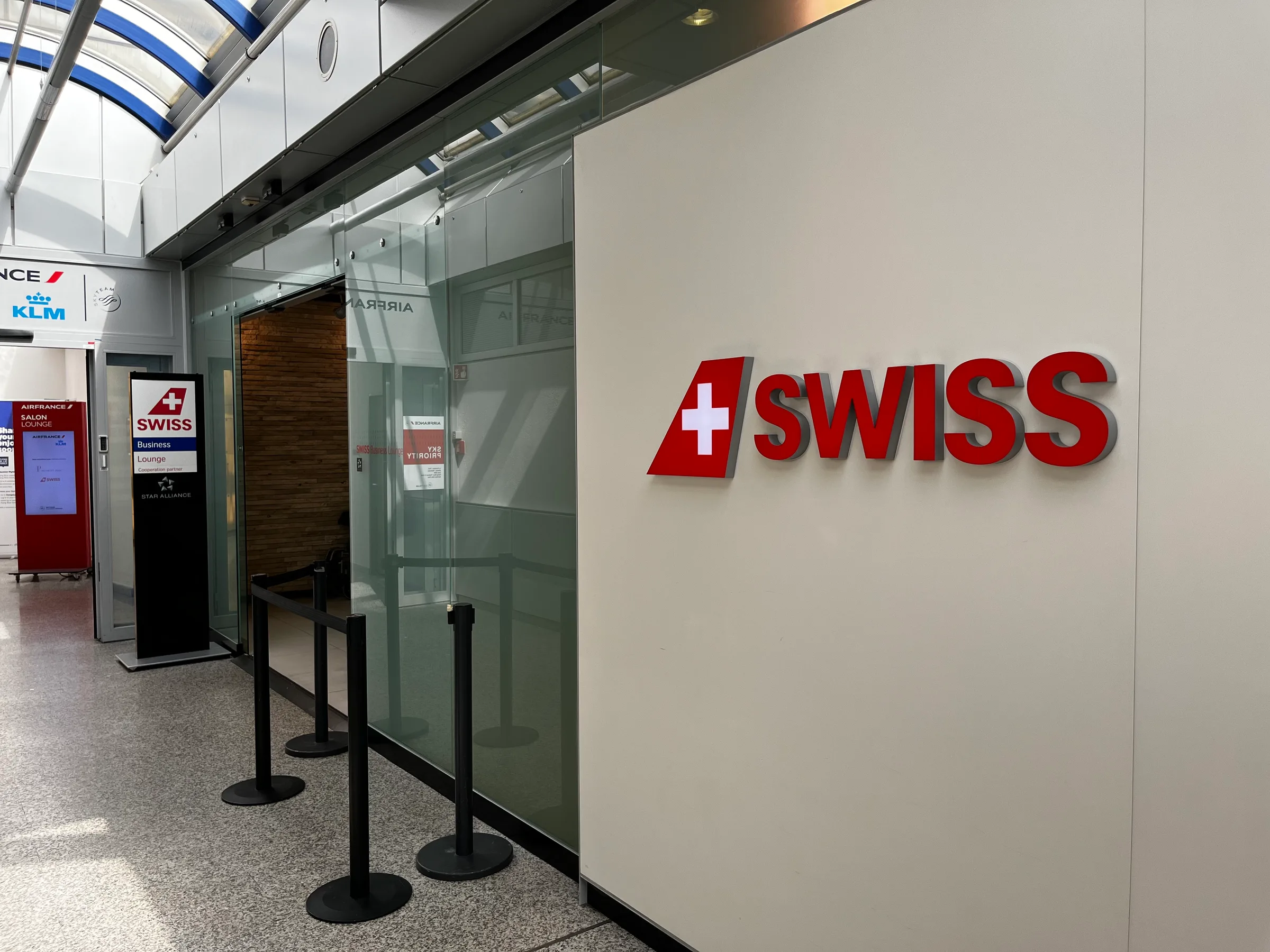 Temporäre Swiss HON Circle / First Class Lounge Flughafen Genf (GVA)