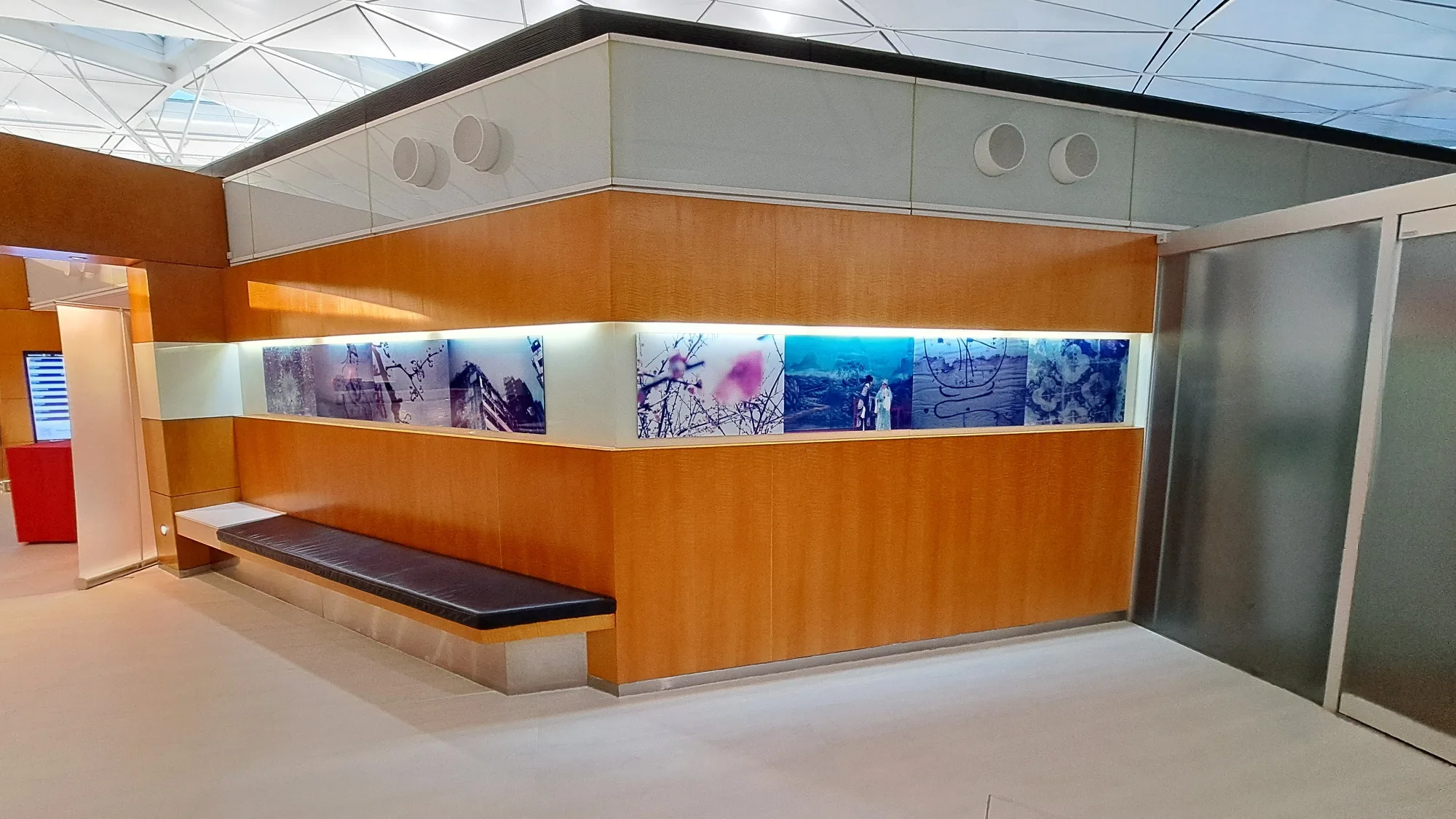 United Club Hongkong(HKG)