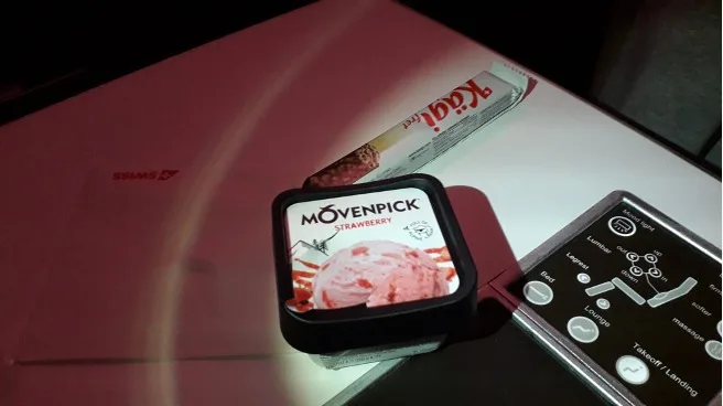 Snackkorb mit regionalen Schweizer Produkten